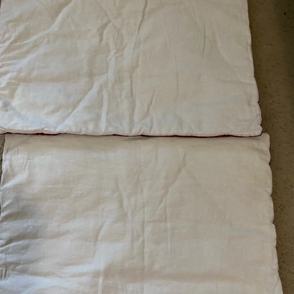 2 Pottery Barn Burgundy Velvet Quilted Standard Luxurious Pillow Covers 20 x 26